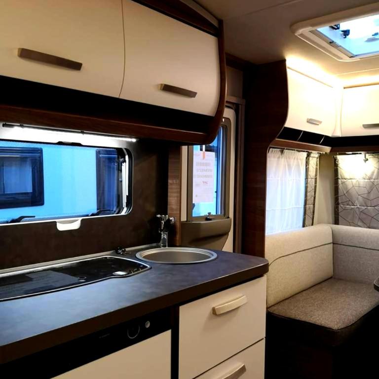Cozy Caravan in Camping Erlengrund, Bad Hofgastein - Caravan - 9