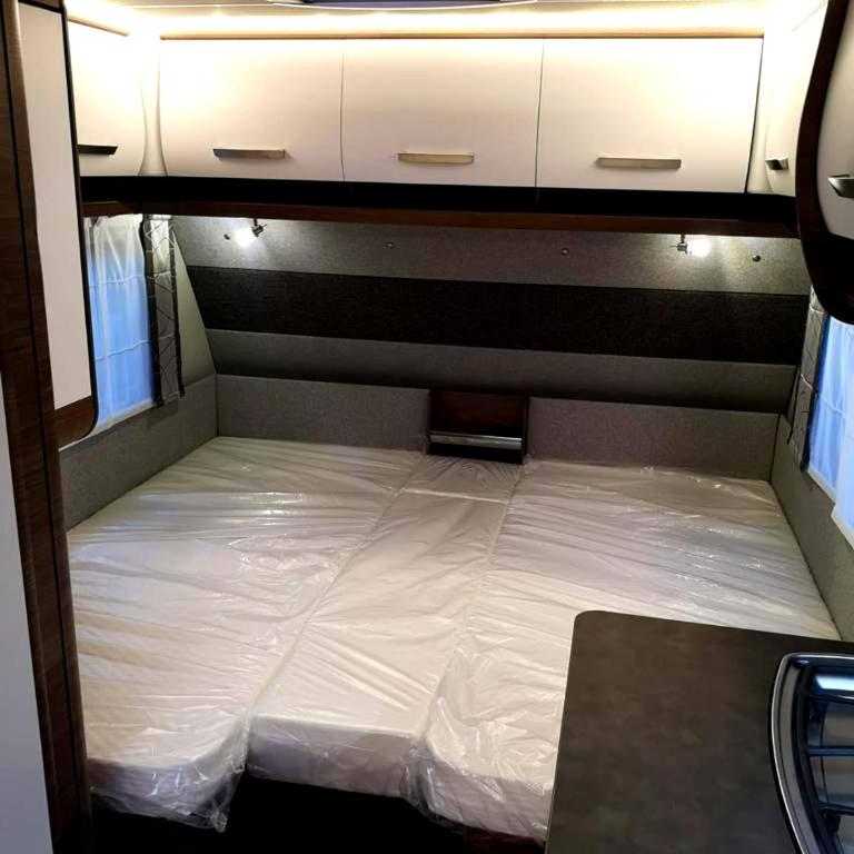 Cozy Caravan in Camping Erlengrund, Bad Hofgastein - Caravan - 8
