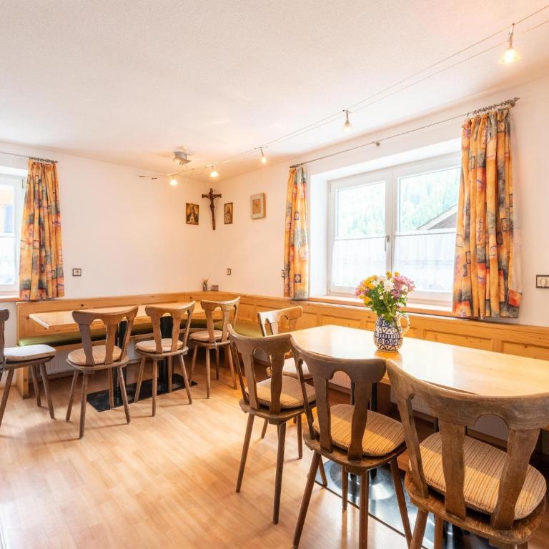 Holiday home near ski resort in St Gallenkirch - Ferienhaus mit 8 Schlafzimmern - 6