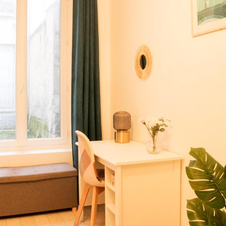 Charming 4p apartment in the heart of the 18th - Appartement - 12