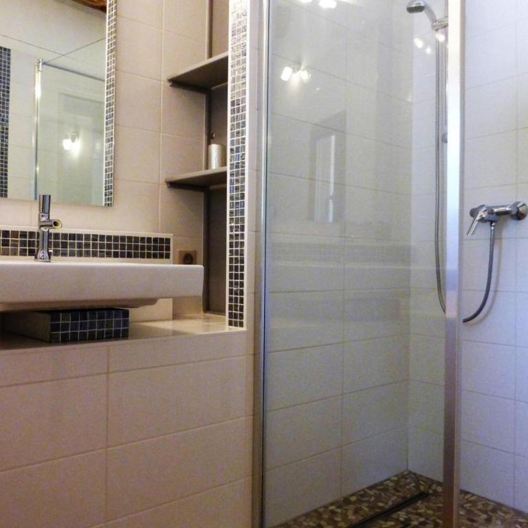 Charming holiday flat with shared pool, Malaucène - Appartamento con 1 Camera da Letto - 1