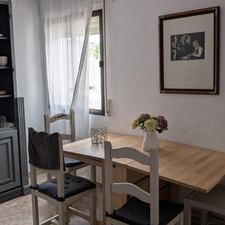 Aloja Centro Ayamonte - Apartamento de 4 dormitorios con balcón - 9