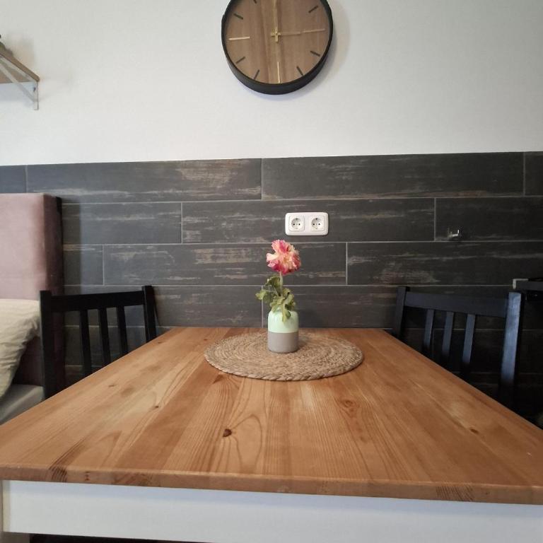 Central Munich Living - One-Bedroom Apartment - 4