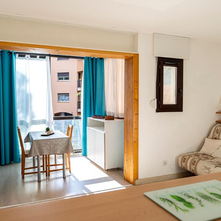 Studio chaleureux, centre de Mougins - Appartement 1 Chambre - 1