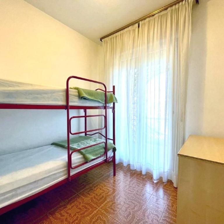Belvilla by Oyo Villa Fabienne 24 - Villa con 3 Camere da Letto - 1