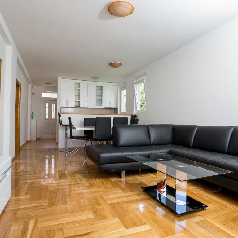 Apartments Budva Center 2 - Luksuzni Apartman sa Dve Spavaće Sobe - Prvi Sprat - 8