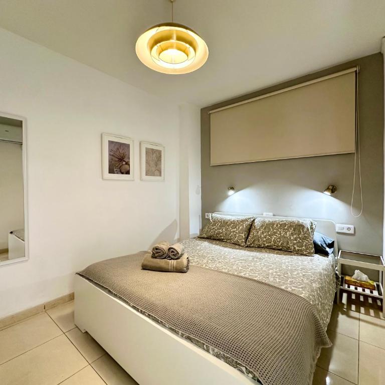 Sunny Central near Yumbo and Dunes - One-Bedroom Apartment - 40