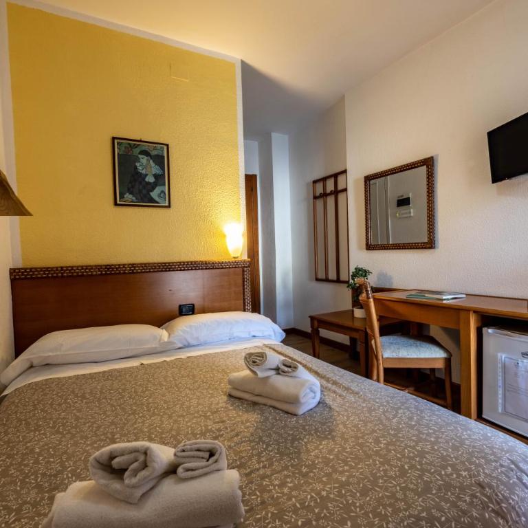 Hotel La Chance - Habitación con cama grande - 2