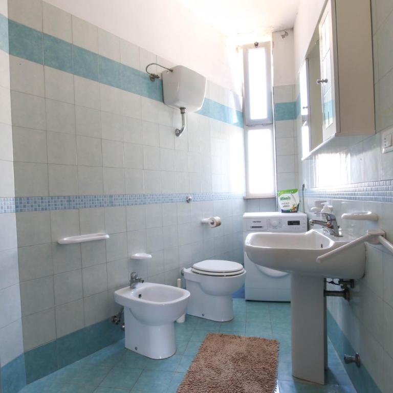 In vacanza da Rita - Appartamento con 2 Camere da Letto e Balcone - 14