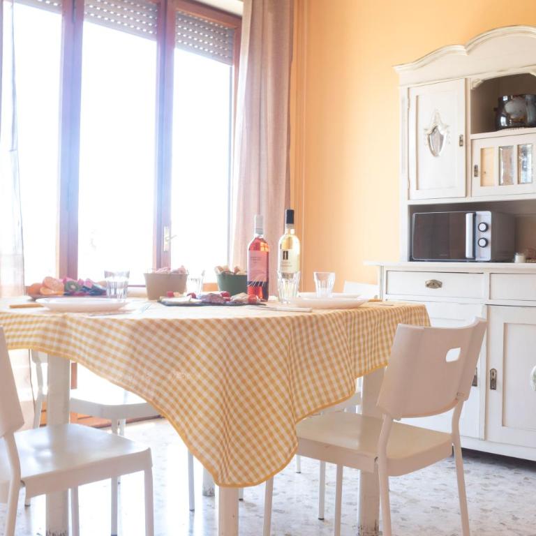 In vacanza da Rita - Appartamento con 2 Camere da Letto e Balcone - 11