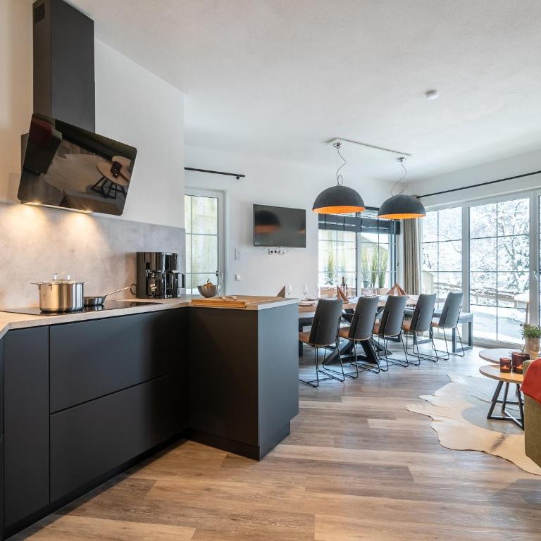 Chalet in Alpendorf near Ski Slopes - Superior Chalet - 7