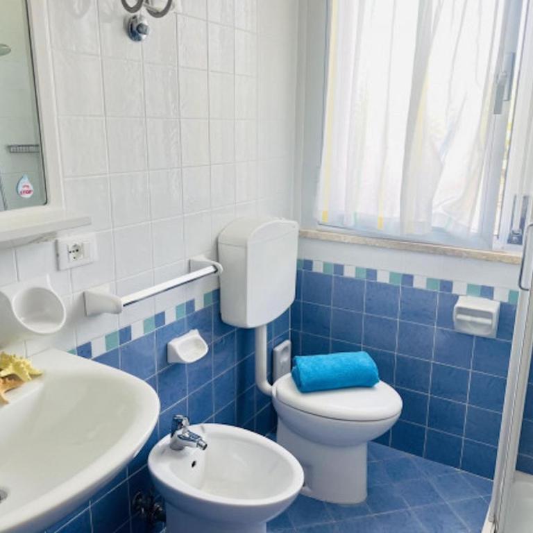 Bright apartment with balcony-Beahost - Appartamento - 7