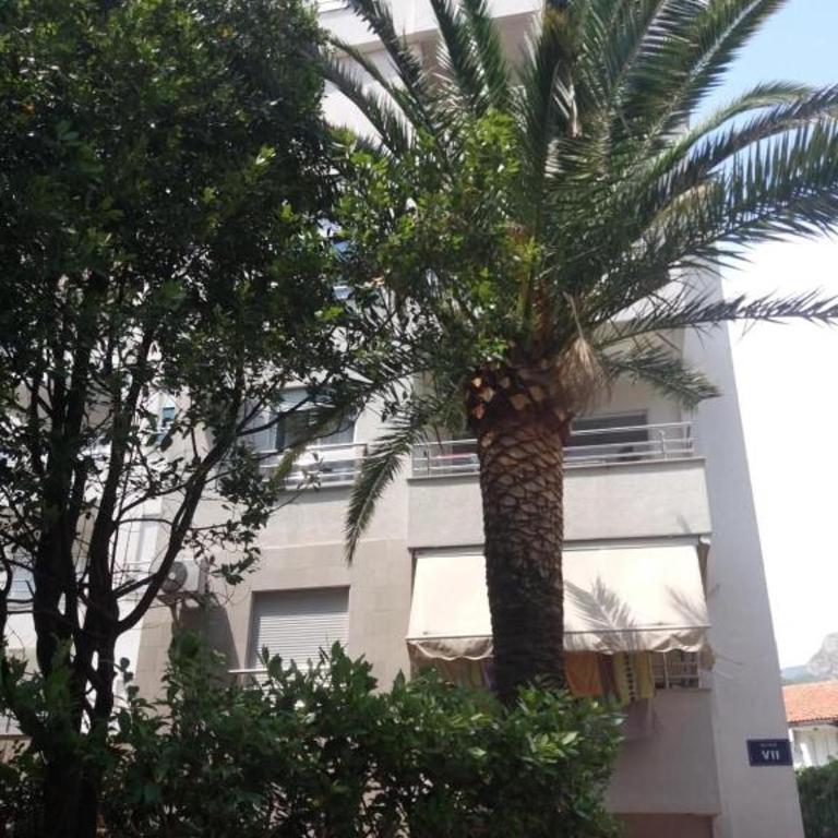 Sofia apartment - Apartment with Balcony - 11