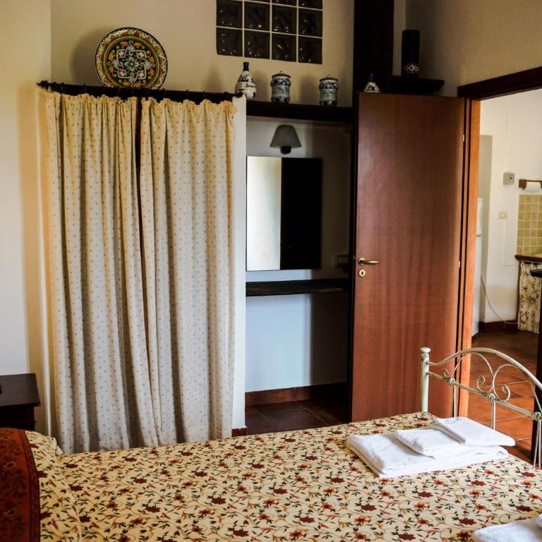 Cozy apartment ideal for couple - Vacation Home - 4