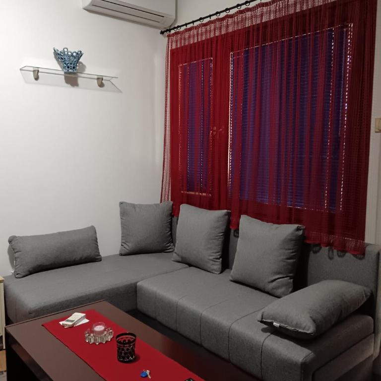 Beograd-Zvezdara - Two-Bedroom Apartment - 1