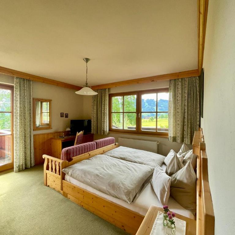Pension Möslehnerhof - Doppelzimmer mit Balkon - 2