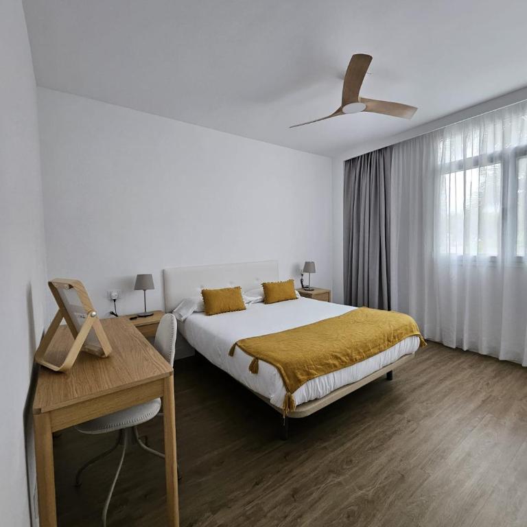 Apartamentos Ciudad Jardín - Apartamento Deluxe de 2 dormitorios con balcón - 6