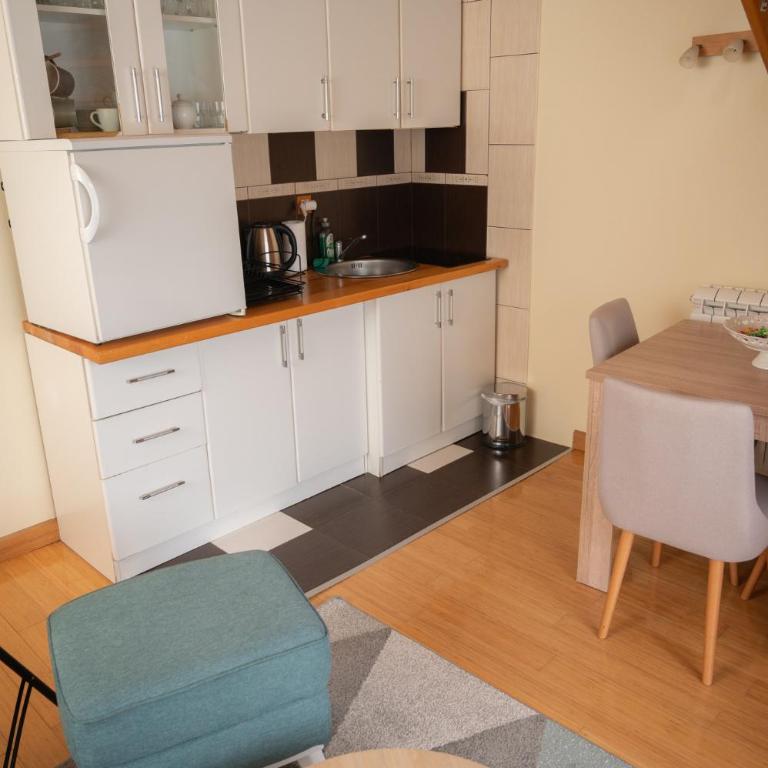 Škrka cotege - center of Zabljak - Two-Bedroom House - 26