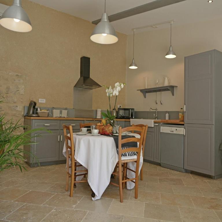 Farmhouse in Carpentras with Pool - Villa 2 Chambres - 3