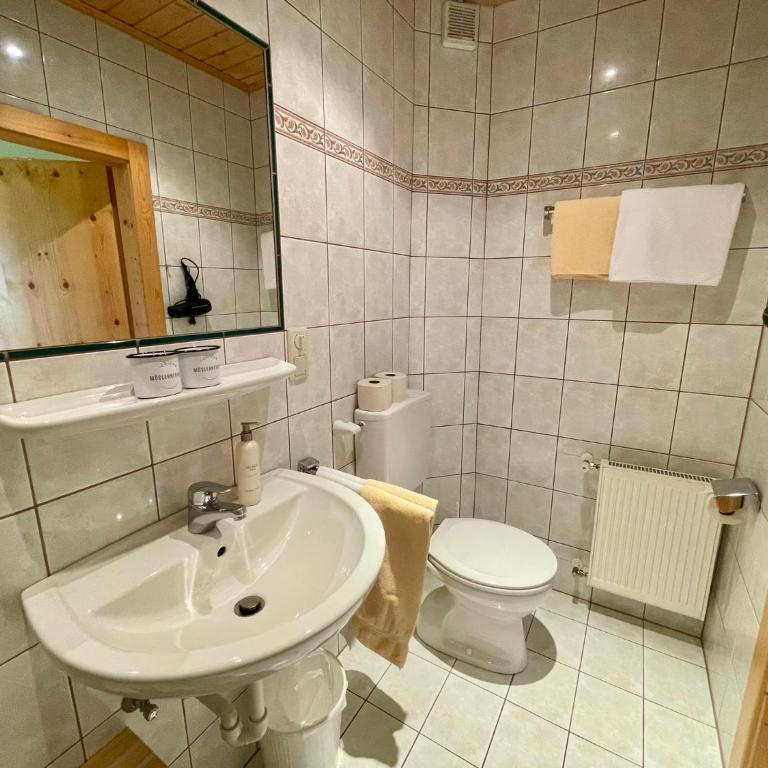 Pension Möslehnerhof - Doppelzimmer mit Balkon - 8