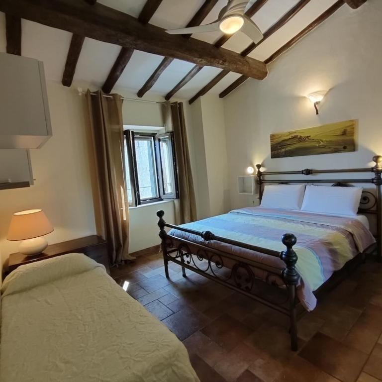 Casa Vacanze in campagna con piscina e giardino privati - Villa - 36