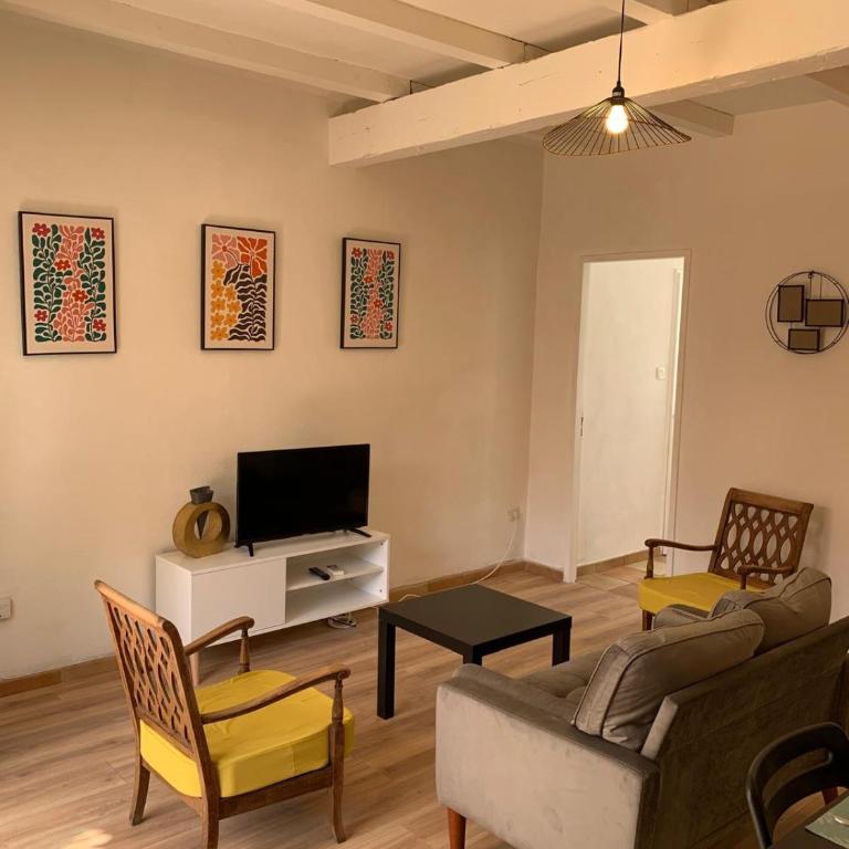 Cocon de charme centre médiéval - Apartment mit 1 Schlafzimmer - 9