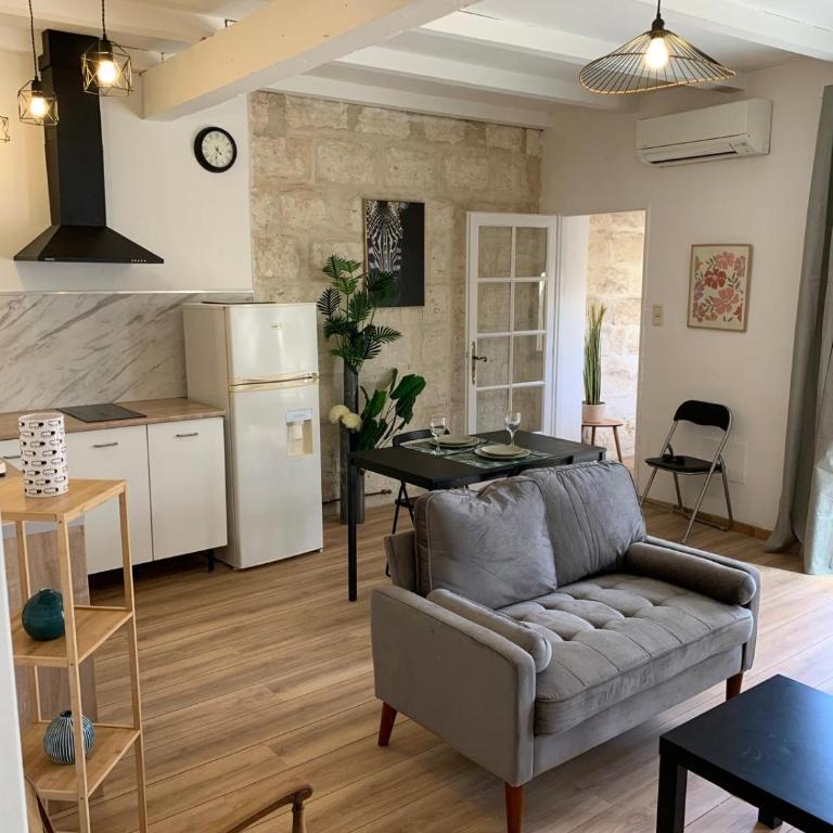 Cocon de charme centre médiéval - Apartment mit 1 Schlafzimmer - 13