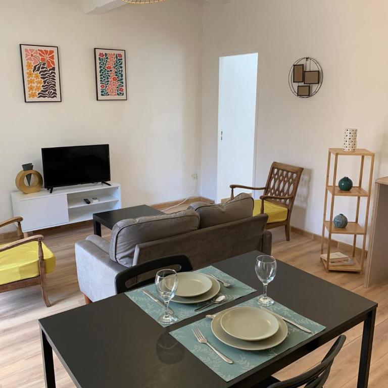 Cocon de charme centre médiéval - Apartment mit 1 Schlafzimmer - 19