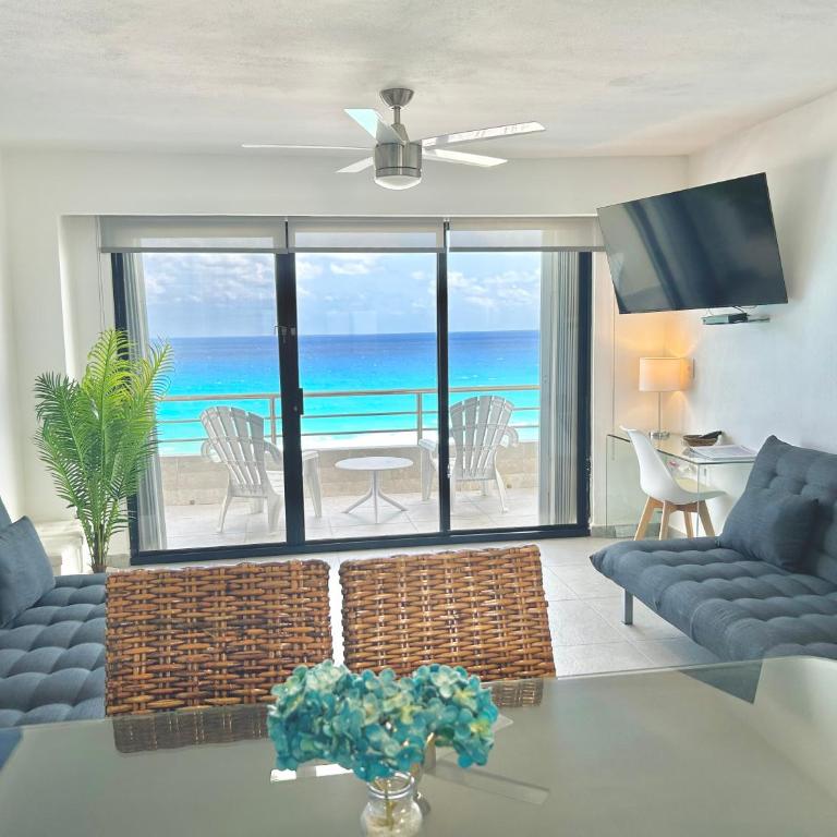 Sparkling Ocean View in Cancun - Apartment with Sea View - 5