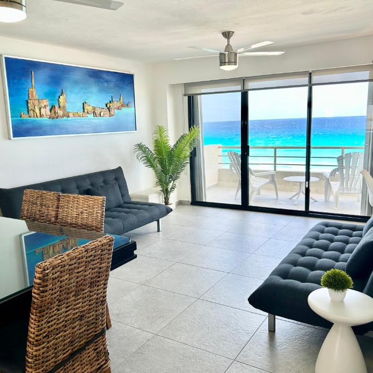 Sparkling Ocean View in Cancun - Apartment with Sea View - 1