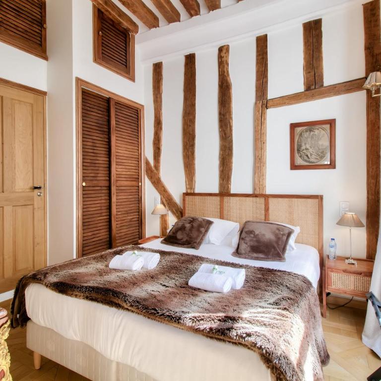 Grandiose appartement au cœur de Paris - Appartement 3 Chambres - 23