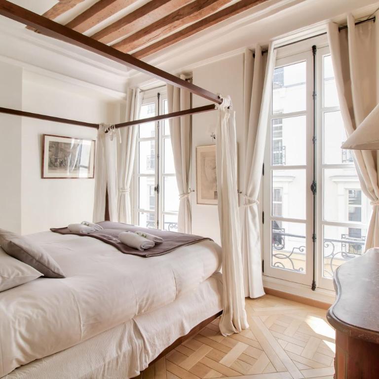 Grandiose appartement au cœur de Paris - Appartement 3 Chambres - 33