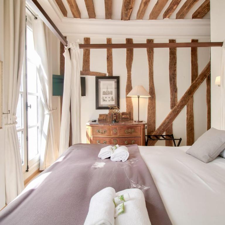 Grandiose appartement au cœur de Paris - Appartement 3 Chambres - 32