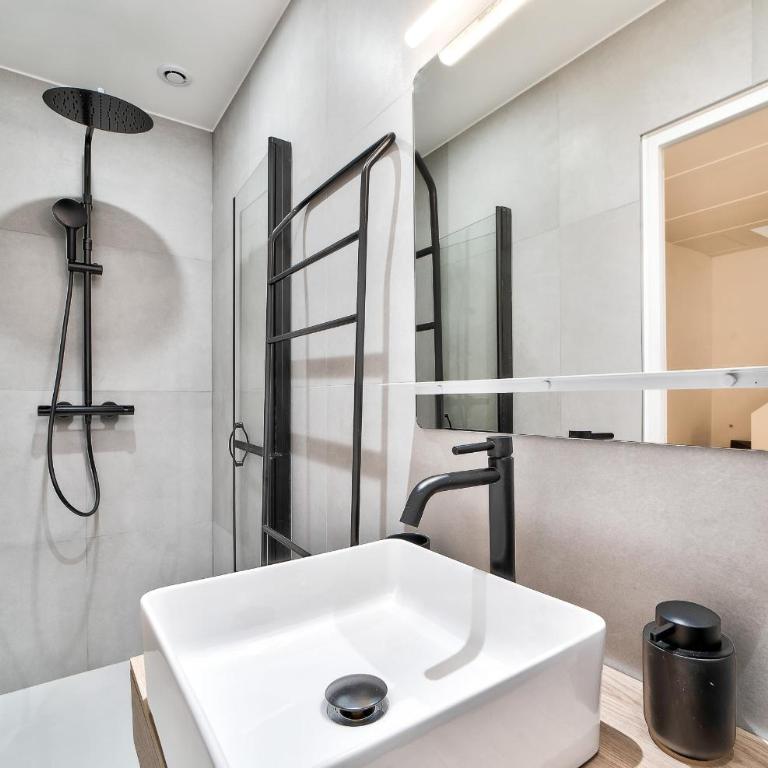 Splendide appartement pour 6 proche Montmartre - Appartement 2 Chambres - 15