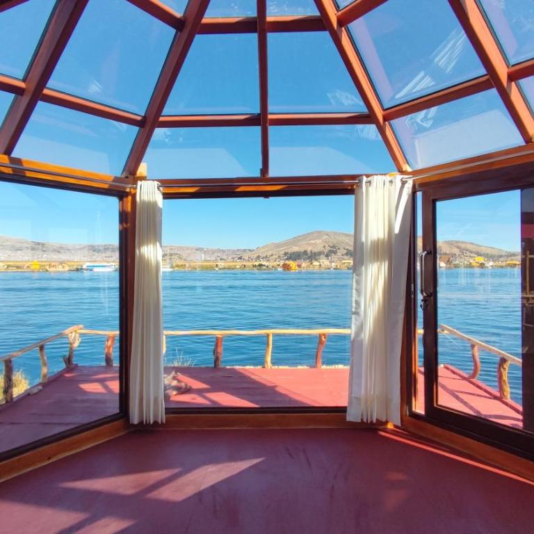 Titicaca Lodge Flotante - Suite with Lake View - 4