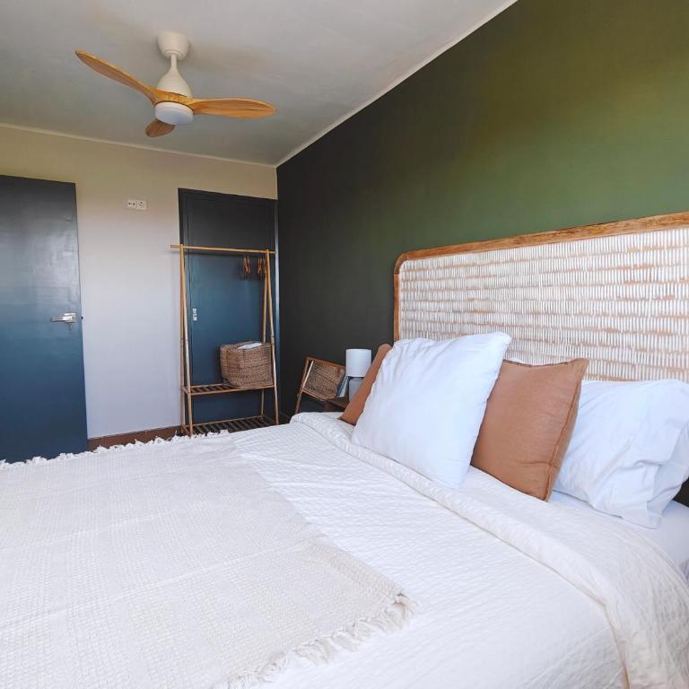 Sapphire Horizon - Sea View & Pool - Apartamento Deluxe de 2 dormitorios con balcón - 13