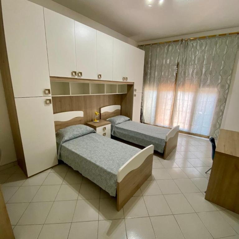 Alice's House - Two-Bedroom Apartment - 10