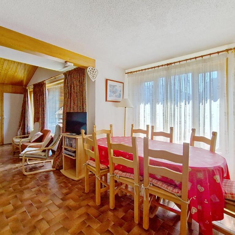 VAL PIERRE VPD2 CENTER & SPACIOUS 8 Pers - Apartment with Balcony - 6