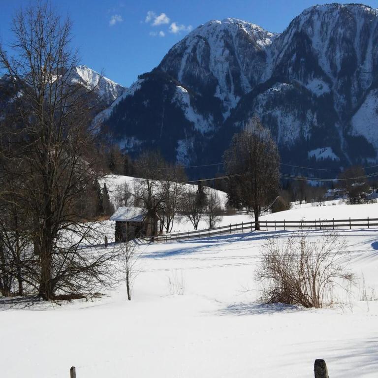 Mansion in Goldegg near Ski Lift - Maison de Vacances 3 Chambres - 26