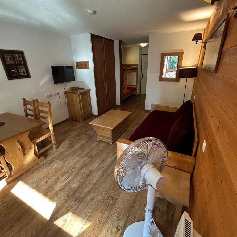 Studio Cosy 4 pers, avec balcon, idéal Ski 3 Vallées et Cure Thermale - Studio avec Balcon - 1