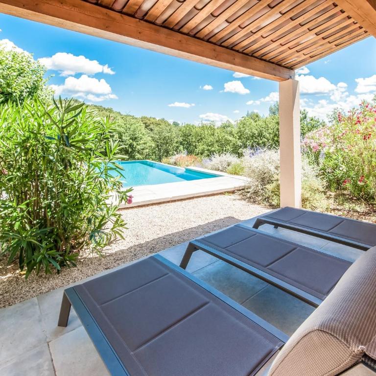 Holiday Home in Vaison la Romaine with Pool - Maison de Vacances 4 Chambres - 6
