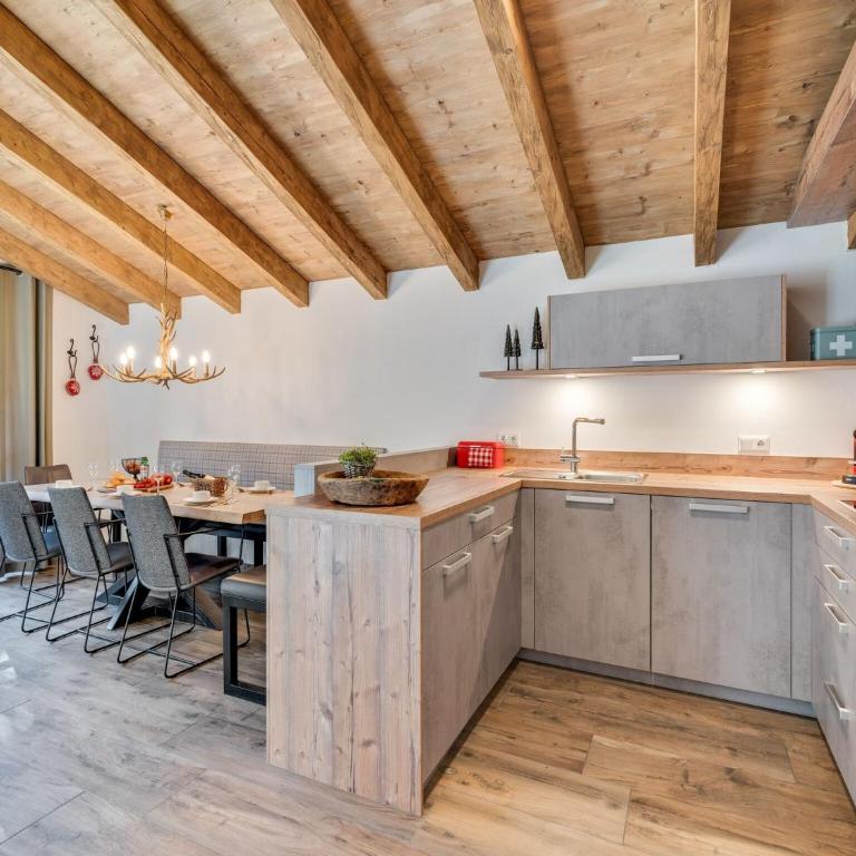 Chalet in Krimml near Zillertal Ski Arena - Ferienhaus mit 4 Zimmern - 6