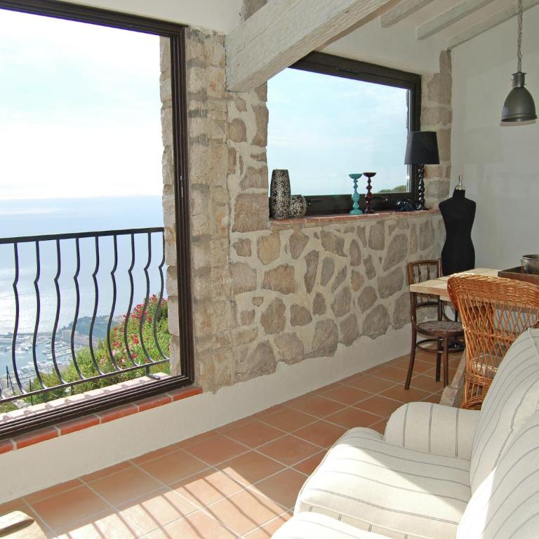 La Turbie Apartment, La Turbie - Appartement 3 Chambres - 6