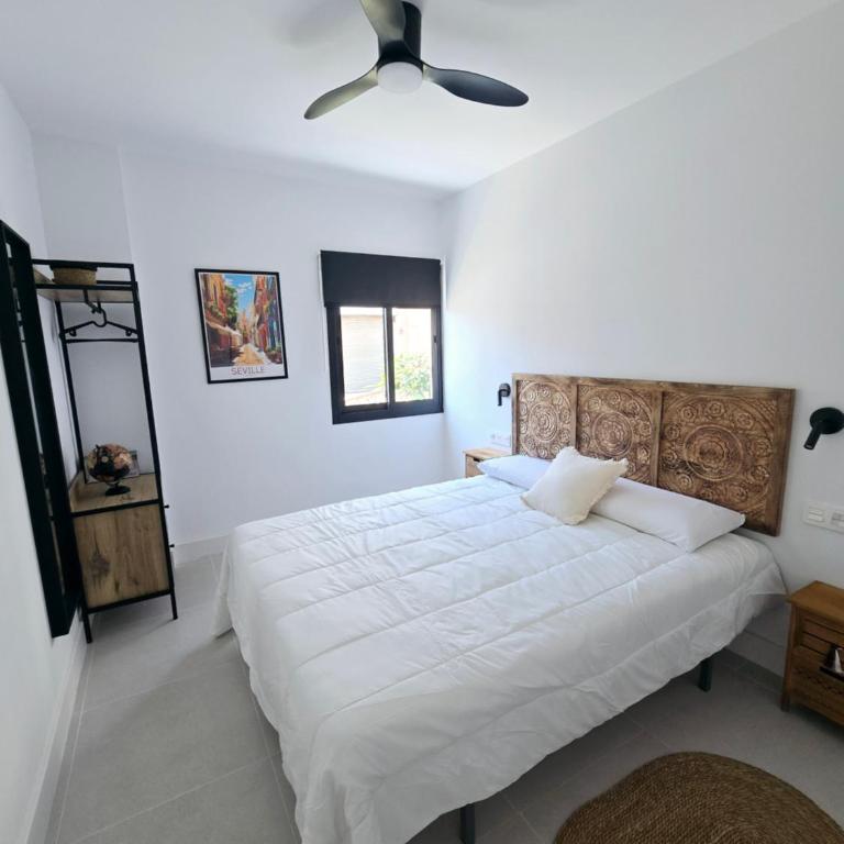 Albatros Apartamentos - Torremolinos - Apartamento de 1 Dormitorio con balcón y vistas a la ciudad - 3