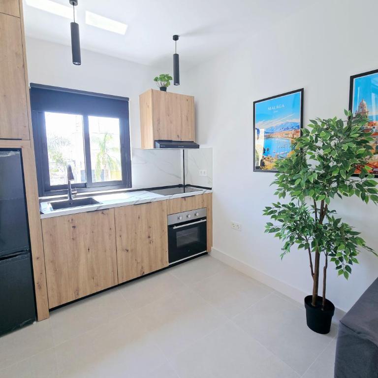 Albatros Apartamentos - Torremolinos - Apartamento de 1 Dormitorio con balcón y vistas a la ciudad - 1