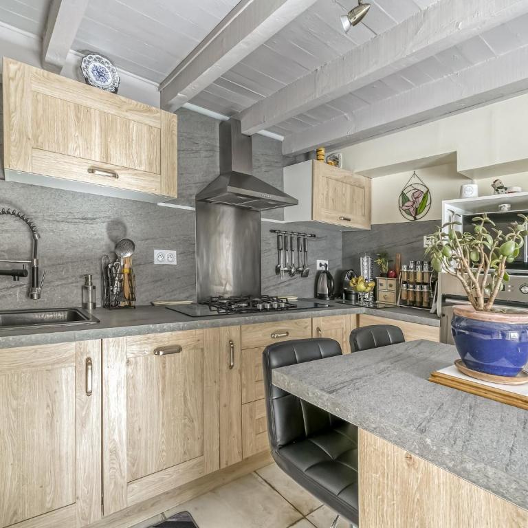 Charming Stay in Heart of Dax - Maison de Vacances 2 Chambres - 14