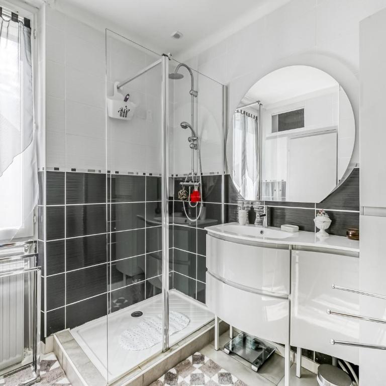 Charming Stay in Heart of Dax - Maison de Vacances 2 Chambres - 28