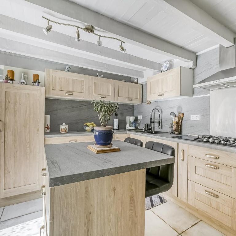 Charming Stay in Heart of Dax - Maison de Vacances 2 Chambres - 16