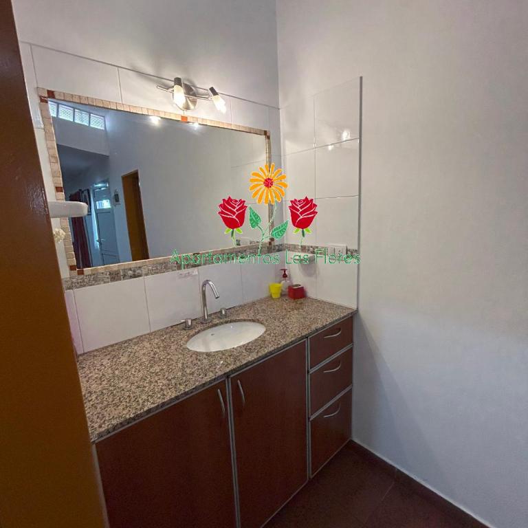 Apartamentos Las Flores - Apartamento de 1 dormitorio - 2