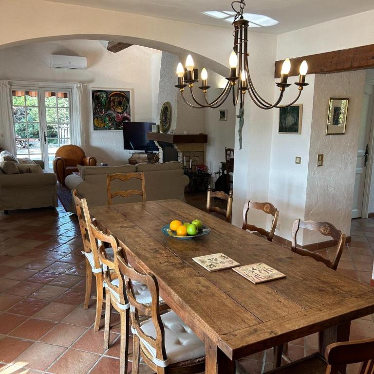 Holiday Home in Lorgues with Pool - Maison de Vacances 3 Chambres - 3